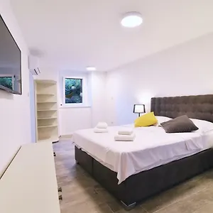 Apartman In Te Domine Speravi Volosko,, Abbázia
